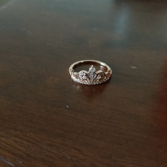 Crown ring - Picture 7 of 8